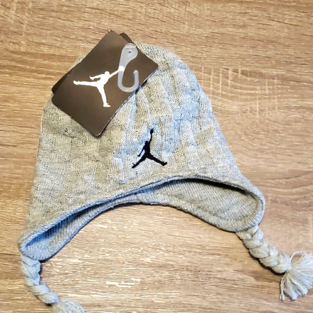 Infant hat and glove set